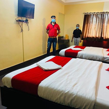 Hotel The Avenue Gamharia Ngoại thất bức ảnh