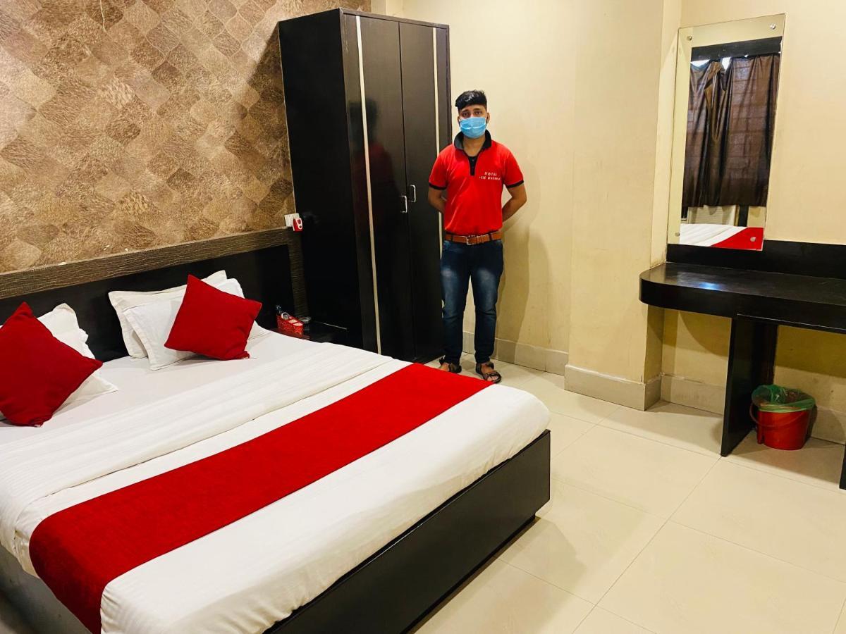 Hotel The Avenue Gamharia Ngoại thất bức ảnh