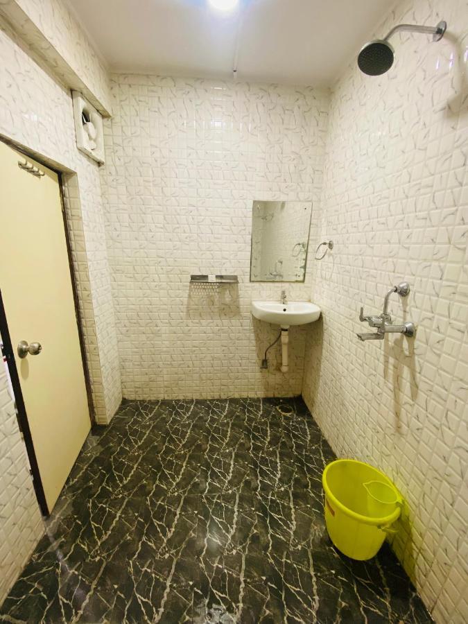 Hotel The Avenue Gamharia Ngoại thất bức ảnh