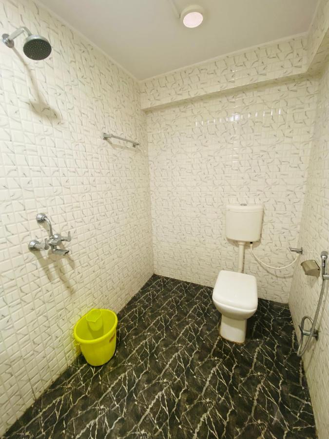 Hotel The Avenue Gamharia Ngoại thất bức ảnh
